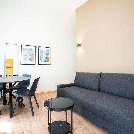 Modern 1-Bedroom Apartment Next To Praterstern Wien Exterior foto