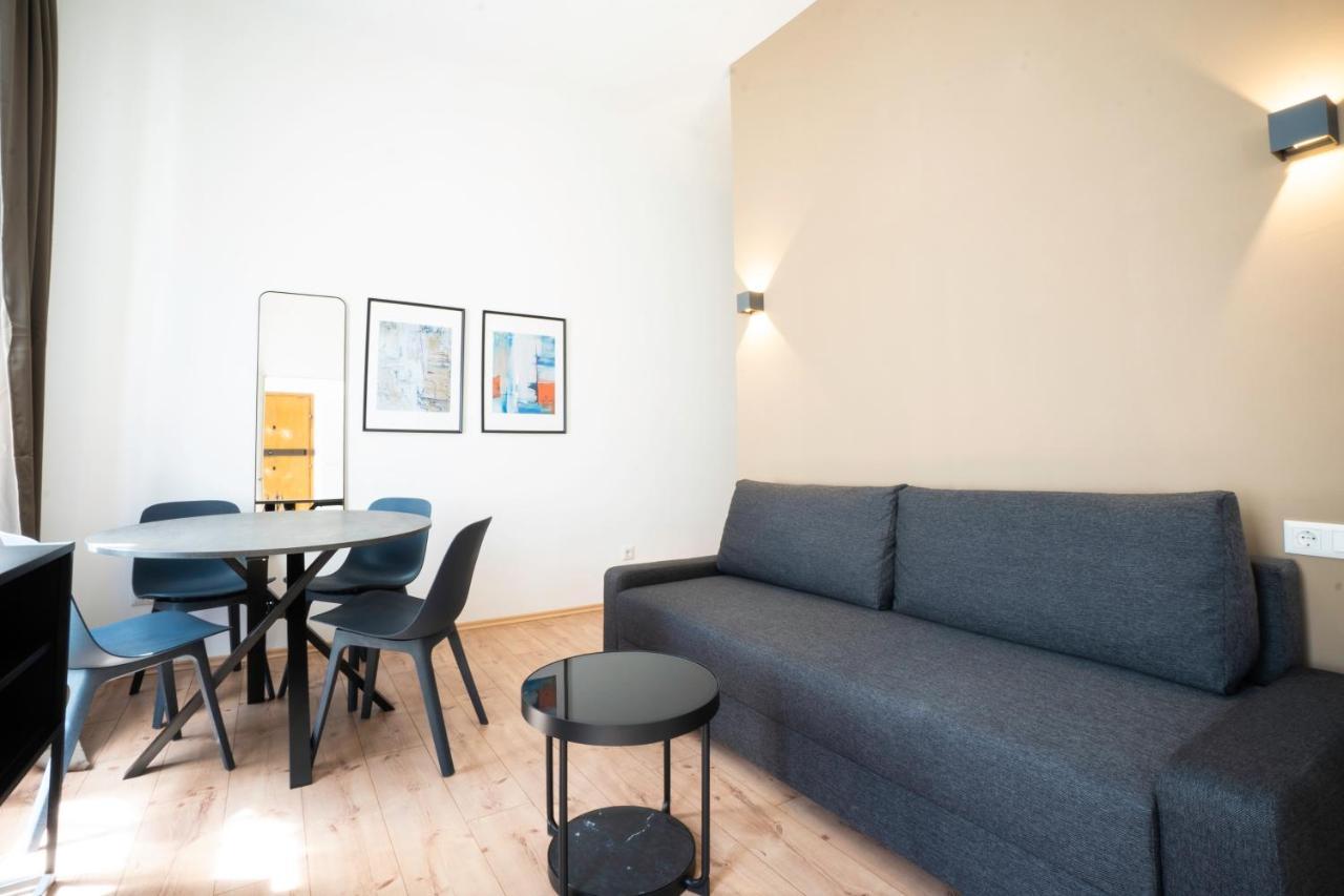 Modern 1-Bedroom Apartment Next To Praterstern Wien Exterior foto